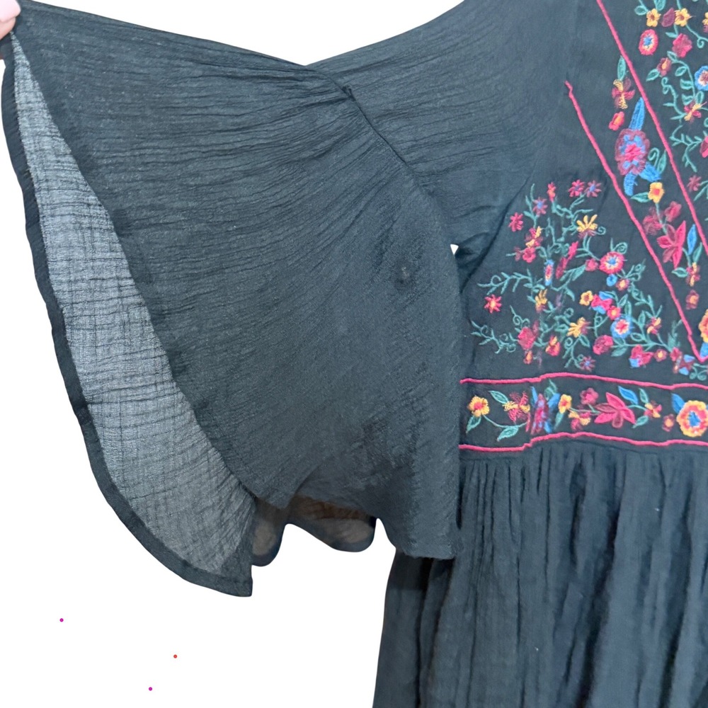 Umgee Tunic Dress Boho Floral Embroidered M Black Excellent Bell Sleeve C0384 - Picture 6 of 6